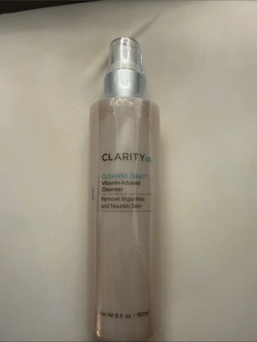 Clarity Cleanse Daily Vitamin-Infused Cleanser — Soft Pink Bottle